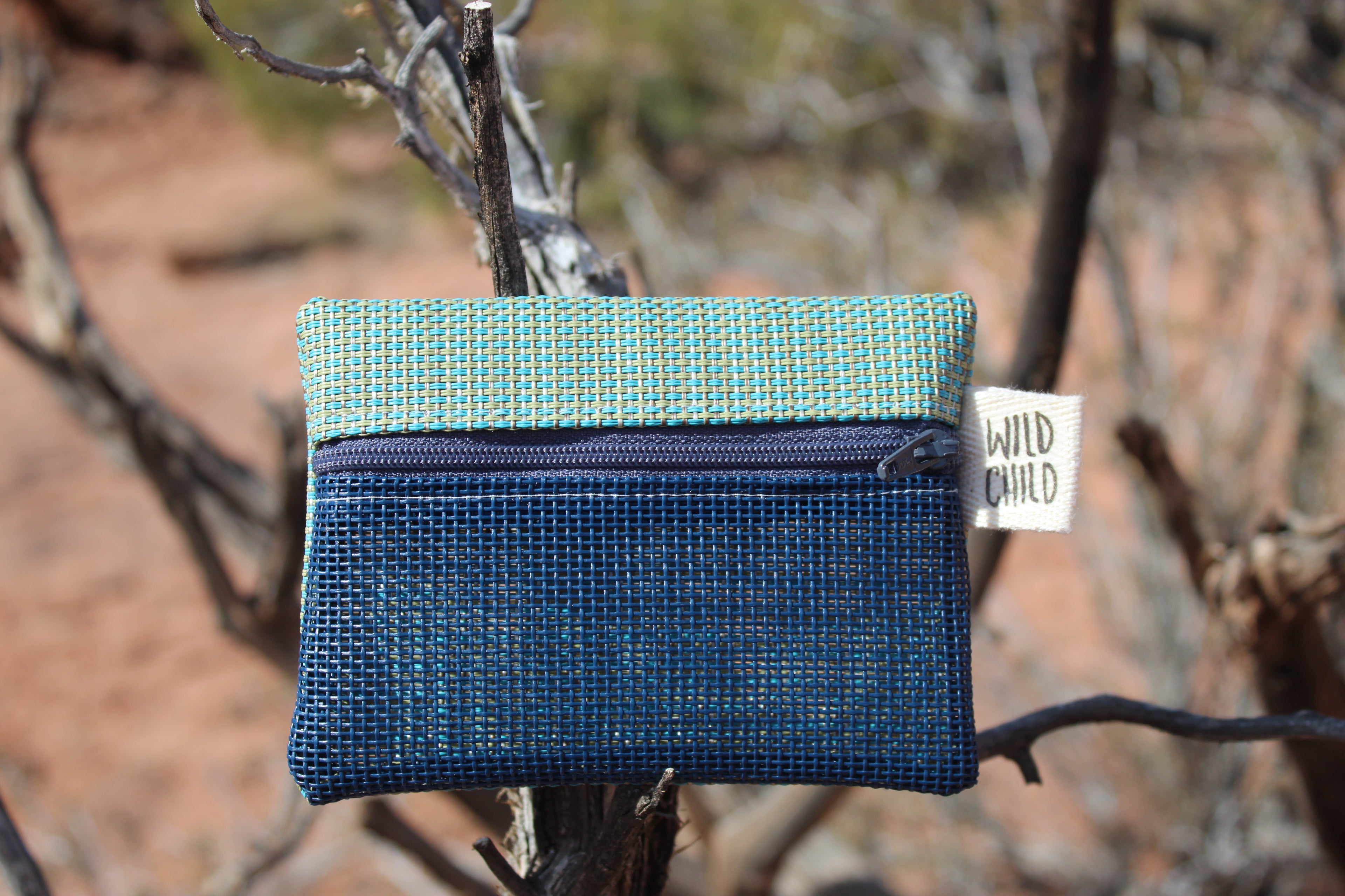 Medium hand bag